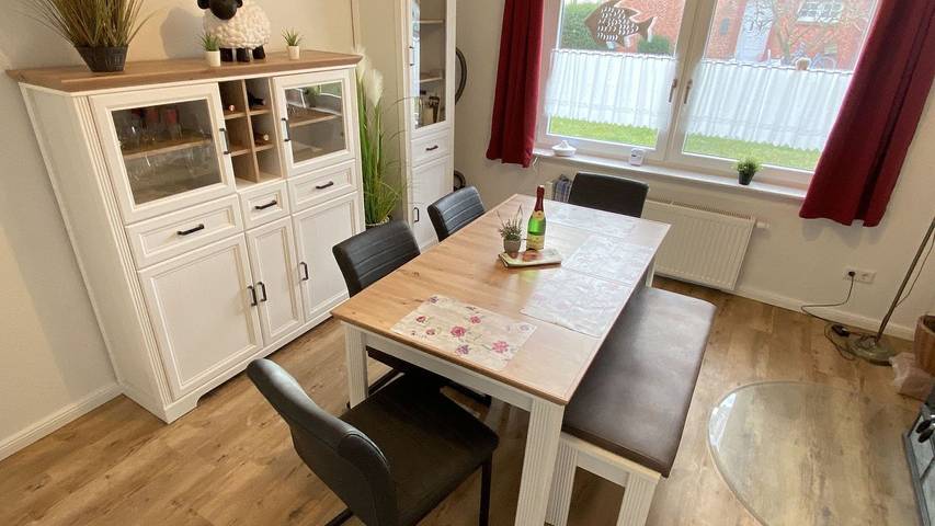 Ferienhaus für 6 Personen, mit Garten und Terrasse sowie Sauna und Whirlpool, mit Haustier in Rysum