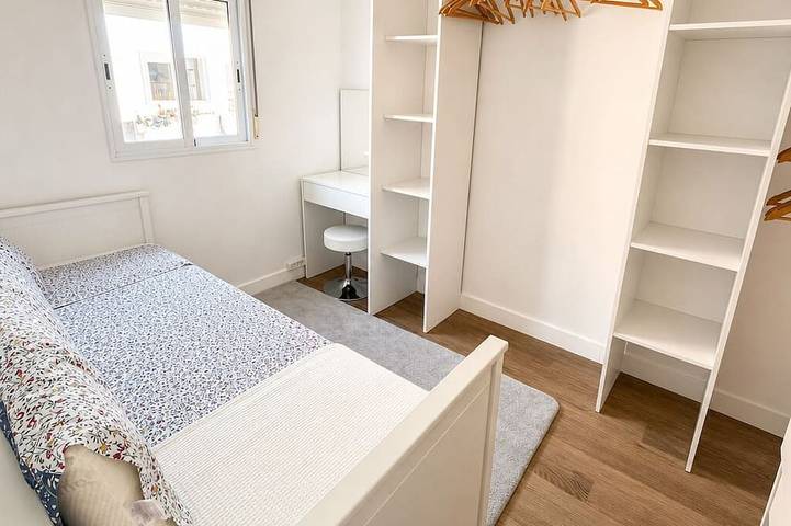 Entire apartment, Golf y Playa - by Wehomes in Santander, Cantabrian Coast