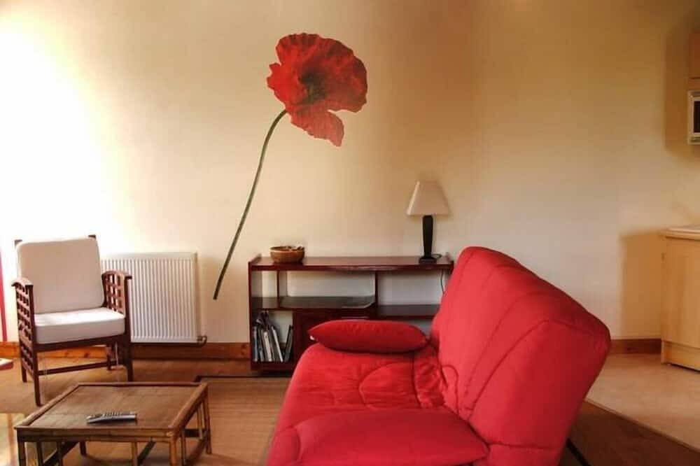 Appartement entier, Avenay: Gîte de caractère, Maison d'Hôtes en pierres de Caen in Saint-Gerbold-des-Deux-Vallées, Région de Caen