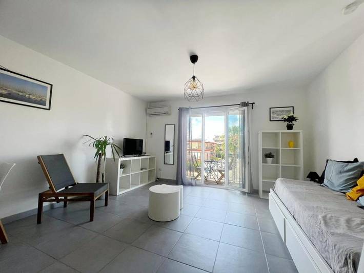 Gîte pour 2 personnes, avec terrasse dans Plage Sarrail   Rive Gauche - 4