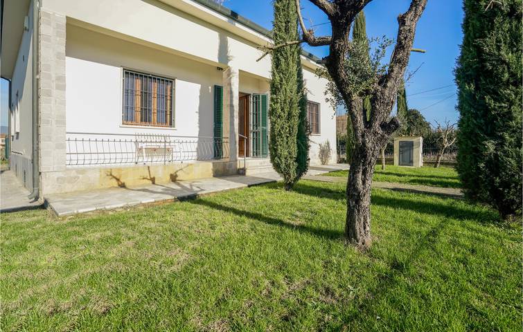 Moderne 100qm Wohnung: Parkplatz, Garten, Internet - Ponte Buggianese in Ponte Buggianese, Pistoia Provinz