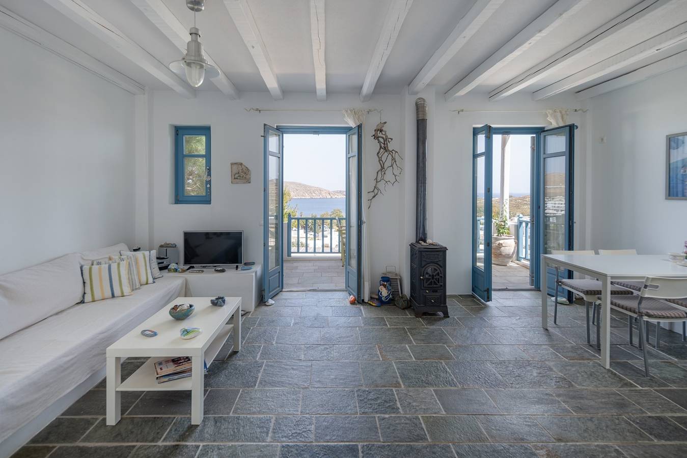 Casa vacanze 'Almira 2' con vista mare, Wi-Fi e aria condizionata in Ramos, Cicladi