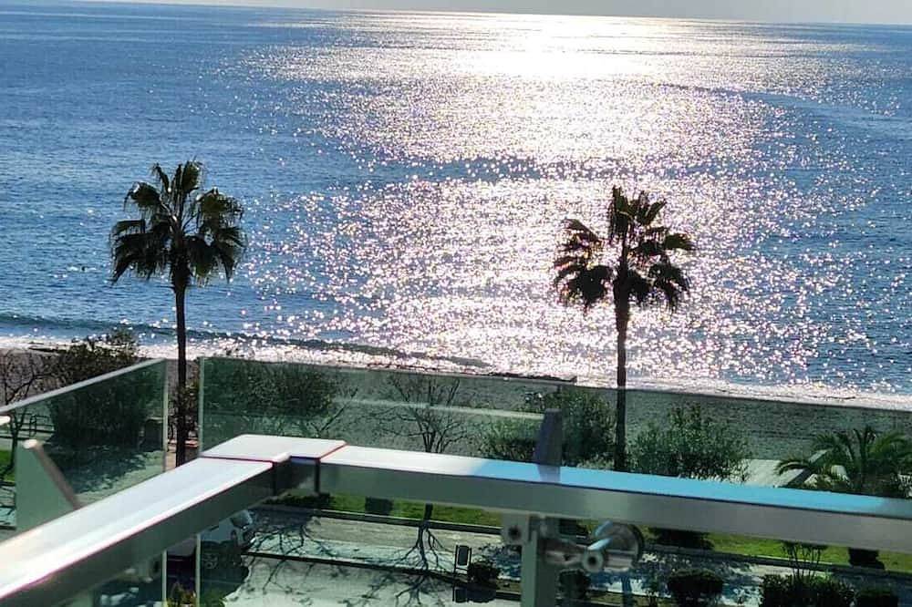 Entire apartment, Sea Front \"Luxury Residence\" Large Studio Apt.  (35) in Alanya, Turkish Mediterranean Region