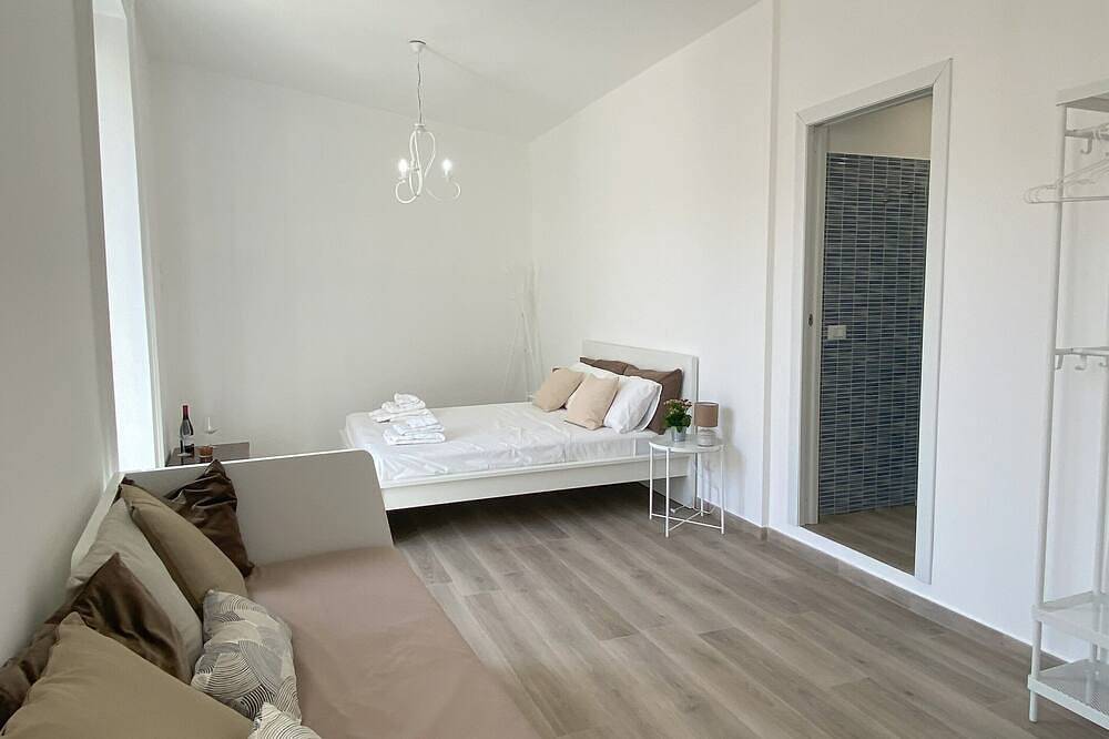 Guesthouse \"Le corti dell'Etna\" Milo (Ct) - Sicily in Milo, Ätna