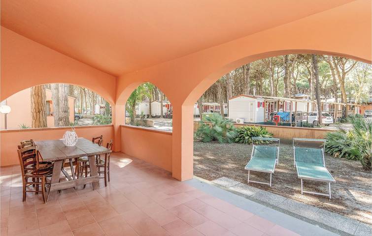 Location de vacances pour 6 personnes, avec jardin et piscine à Lido di Spina - 4