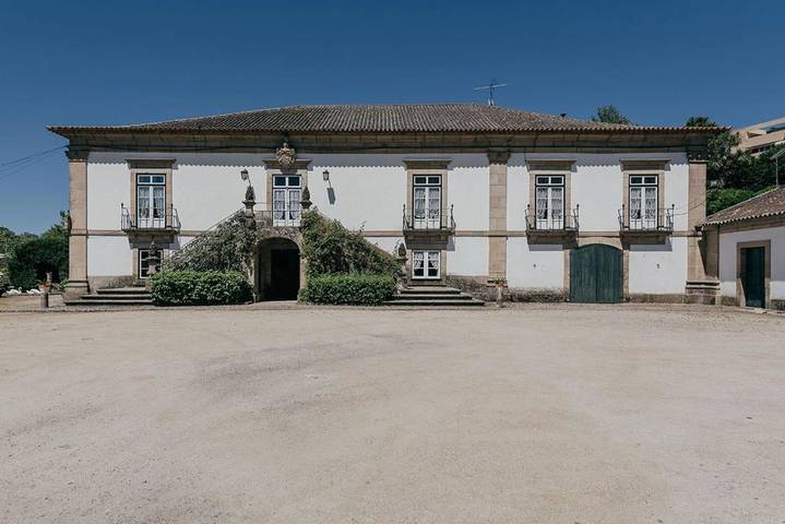 Chambre d’hôte pour 3 personnes, avec Jardin dans Guimarães