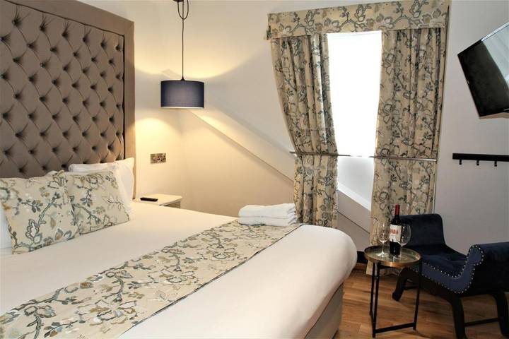 Bed and breakfast for 2 people in Galway