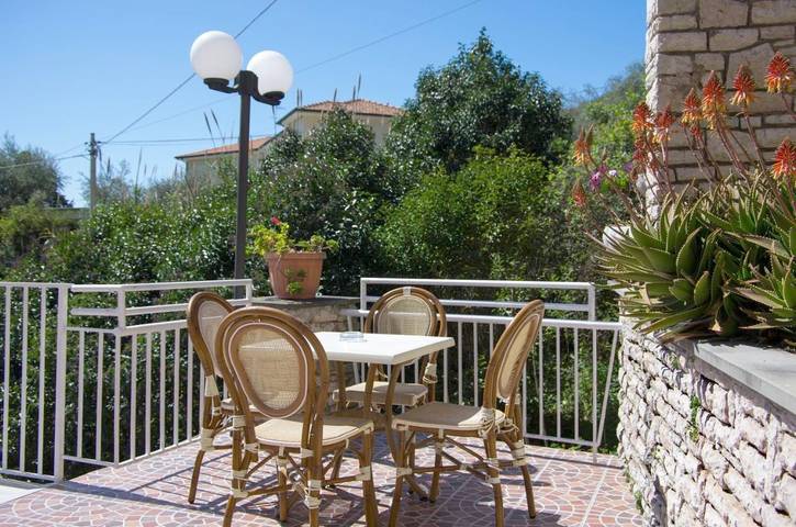Hôtel pour 3 personnes, avec terrasse et jardin à Tellaro - 2