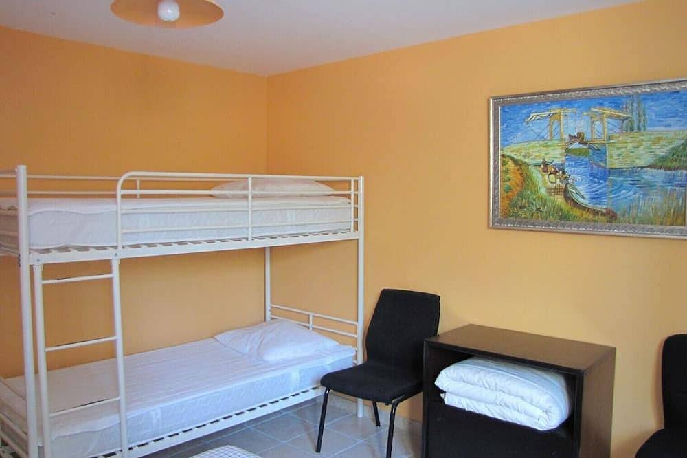 Grande maison contemporaine avec jardin in Seillons-Source-d'Argens, Région de Brignoles