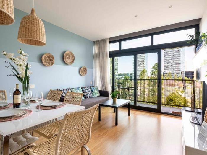 Apartamento para 5 personas, con Balcón/Terraza y Piscina en Hospitalet de Llobregat