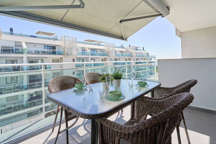 Appartement entier, Appartement Caracoles Duna Beach avec vue sur mer, wifi et climatisation in Torrox Costa, Torrox