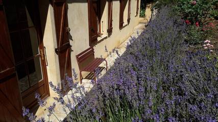 Gîte pour 3 personnes, avec terrasse et jardin à Vézac