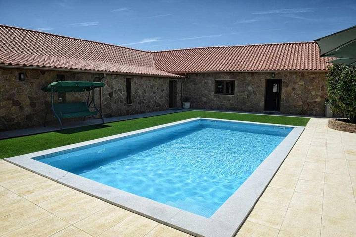 Maison de campagne pour 18 personnes, avec terrasse et piscine à Celorico de Basto - 3