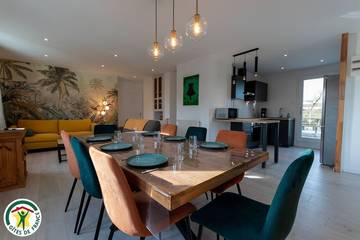 Gîte pour 8 personnes, avec terrasse dans Vraux