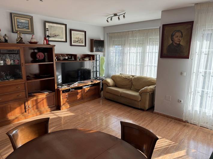 Gemütliches Apartment mit Garten, Balkon und Meerblick - El Astillero in Camargo, Kantabrische Küste