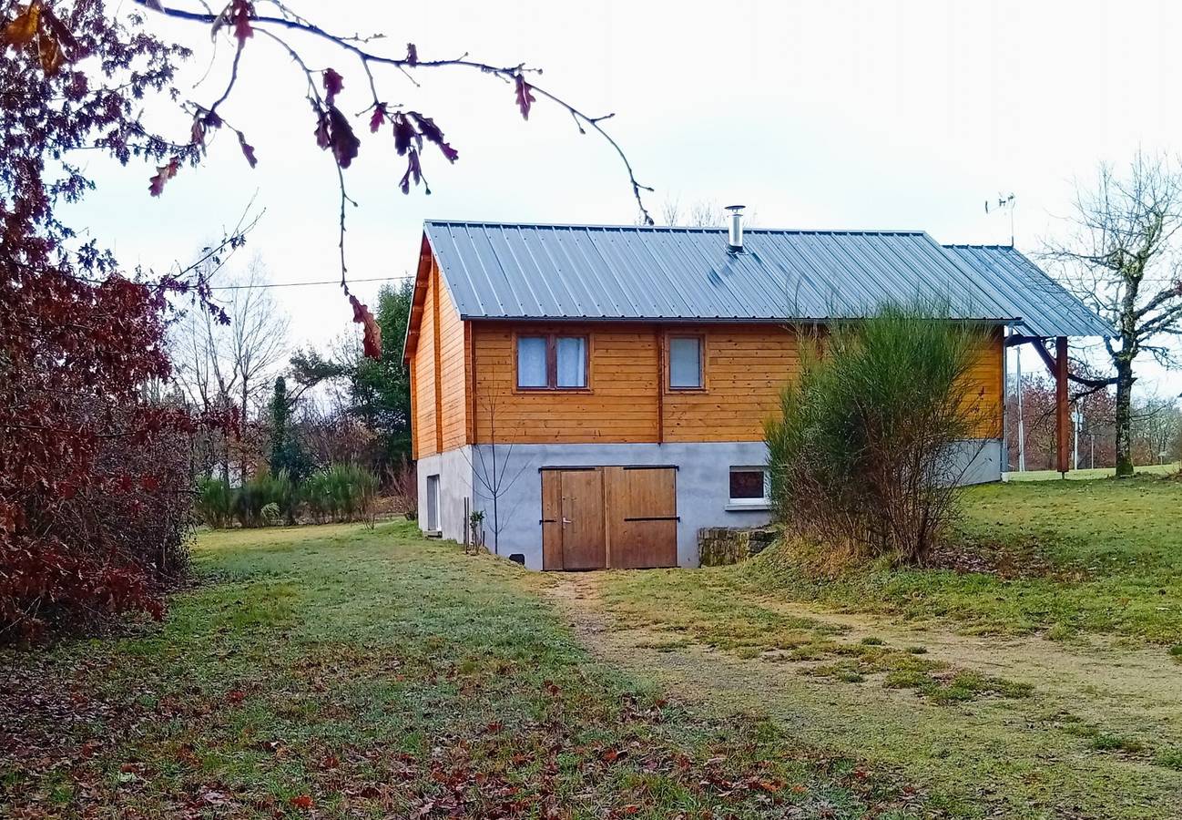 Chalet avec terrasse privée et jardin privé in Clergoux, Région de Tulle