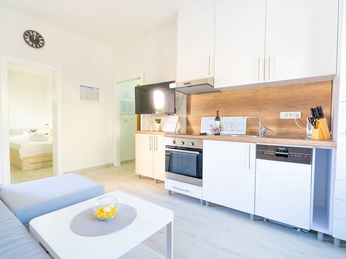 Ferienwohnung für 3 Personen, mit Balkon in Podstrana - 3