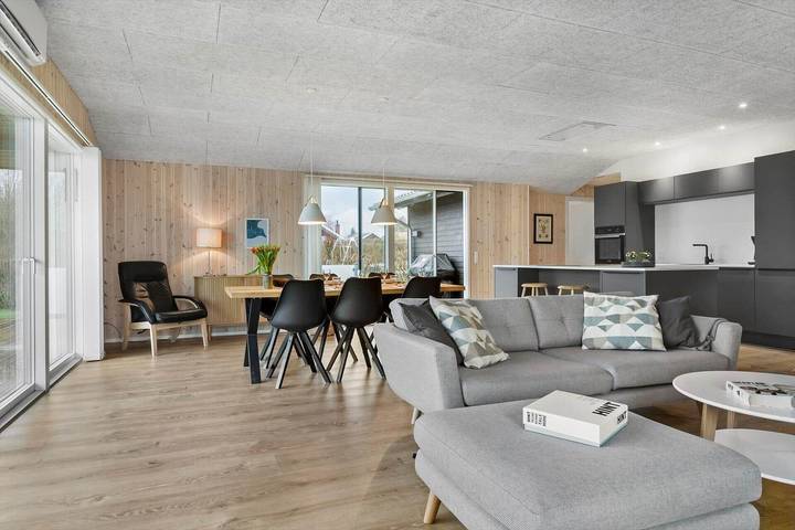 Ferienhaus für 6 Personen, mit Terrasse und Whirlpool in Pøt Strandby - 3