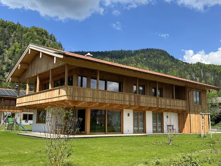 Ferienhaus für 8 Personen, mit Sauna und Garten, kinderfreundlich in Reit im Winkl