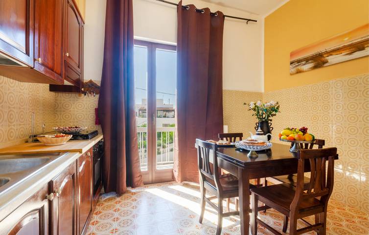 Entire holiday apartment, Cozy Beach Apartment with WiFi and AC in Villanova (Apulia), Ostuni