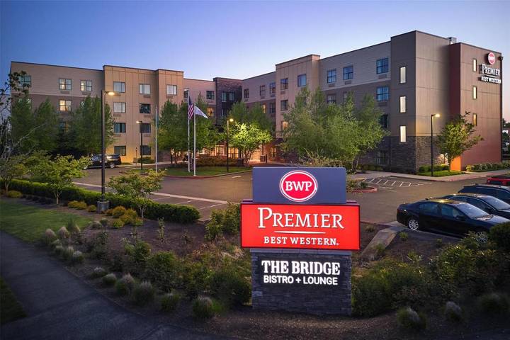 Hotel für 4 Personen, mit Pool und Whirlpool sowie Terrasse, mit Haustier in Vancouver (WA)