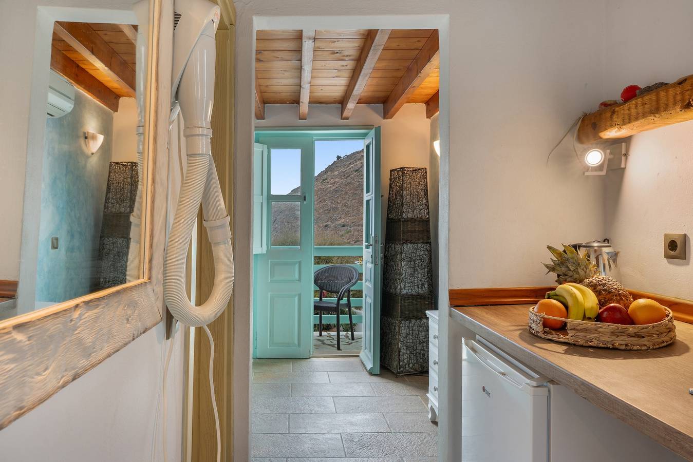 Apartment In A Hotel 'Family Room No 2' with Shared Pool, Wi-Fi and Air Conditioning in Skala (Patmos), Dodecanese