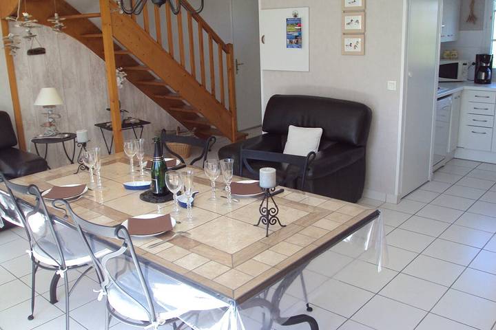 Gîte pour 5 personnes, avec terrasse et jardin, animaux acceptés dans Plage de la Digue Jules Noiret - 3