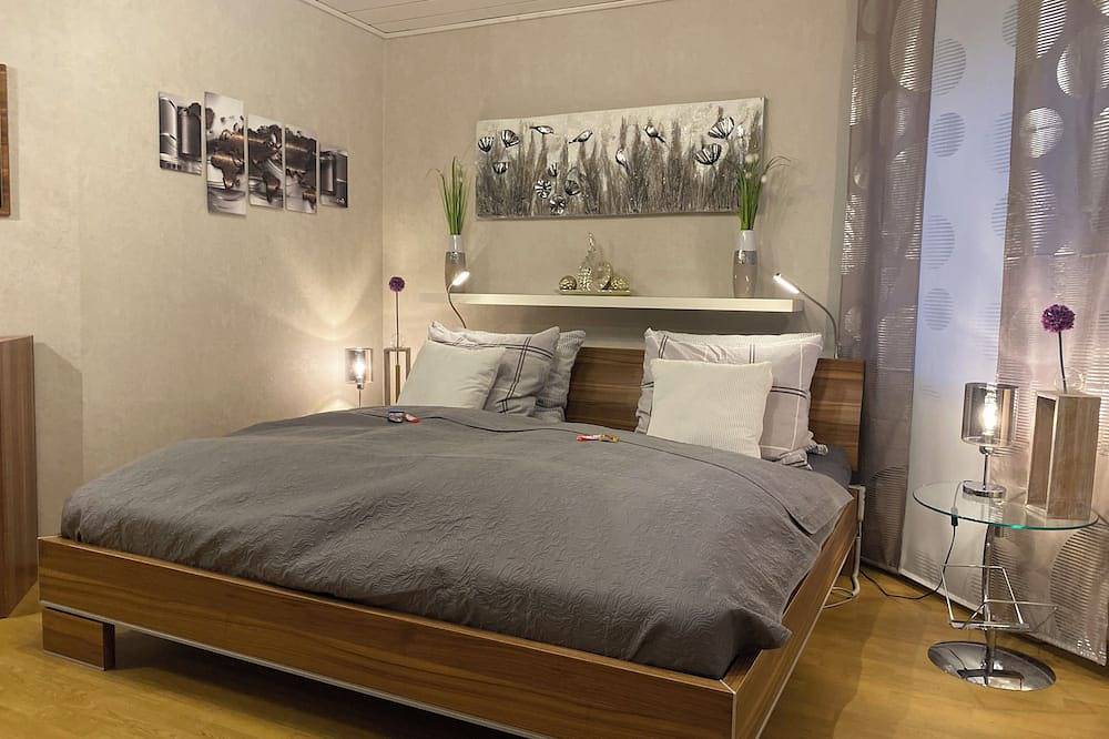 Ganze Wohnung, Ferienwohnung Klarblick ! Direkt am Teutoburger Wald in Bad Iburg in Bad Iburg, Osnabrücker Land