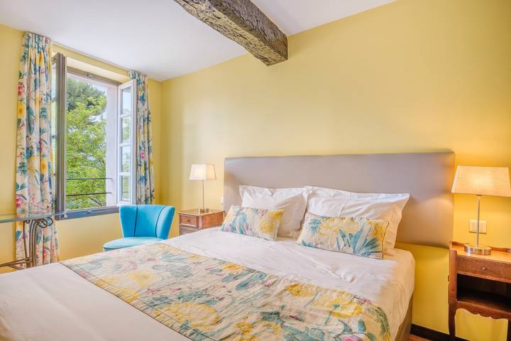 Double Room with Wi-Fi and Air Conditioning in Cagnes-sur-Mer, Mediterranean Coast (France)