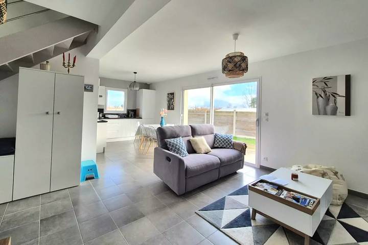 Location de vacances pour 6 personnes, avec jardin à Hirel - 3