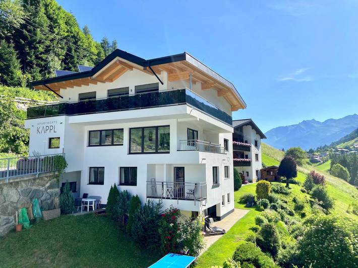 Ferienwohnung für 3 Personen, mit Ausblick und Sauna sowie Garten, kinderfreundlich in Kappl