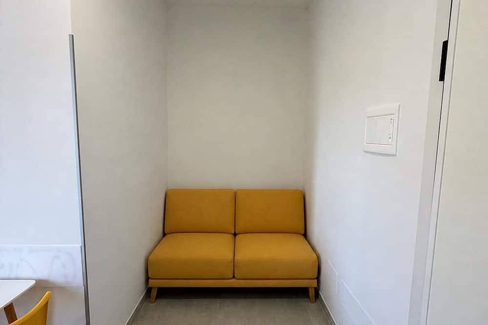 Appartement entier, Newly built vacation home sleeps 4 a few steps from the sea in Marina di Pulsano, Pulsano