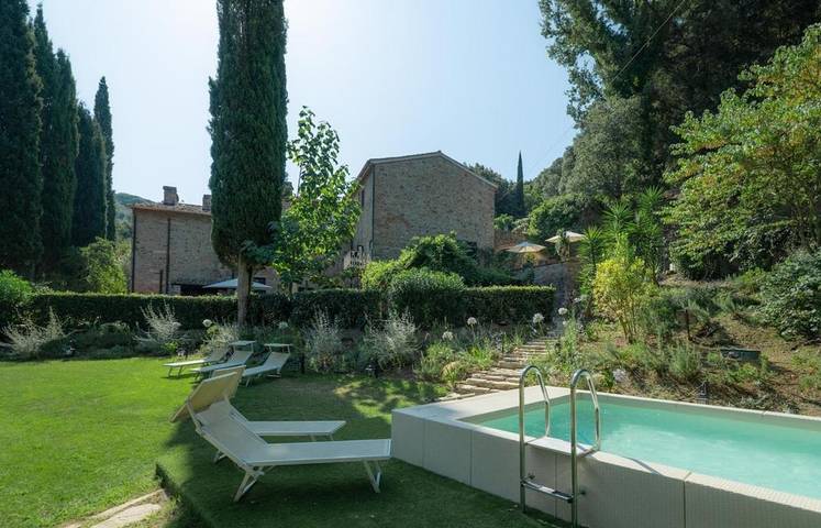Villa für 28 Personen, mit Pool und Garten sowie Whirlpool in Castagneto Carducci