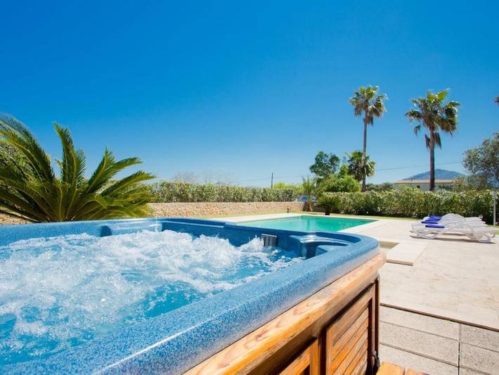 Finca für 8 Personen, mit Whirlpool und Garten