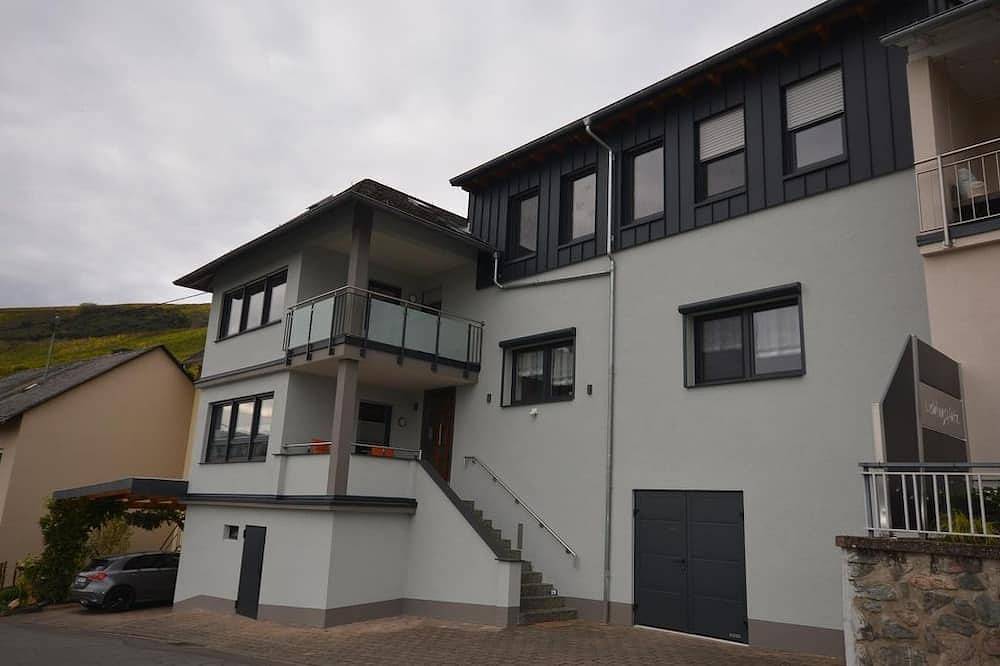 Ganze Wohnung, Ferienwohnung \"Jappi\" - Appartement/Fewo, Dusche, Wc, Nichtraucher in Klüsserath, Moseleifel