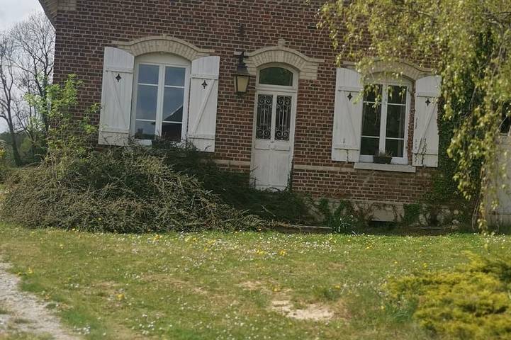 Gîte pour 6 personnes, avec jardin et terrasse, animaux acceptés dans Coucy La Ville
