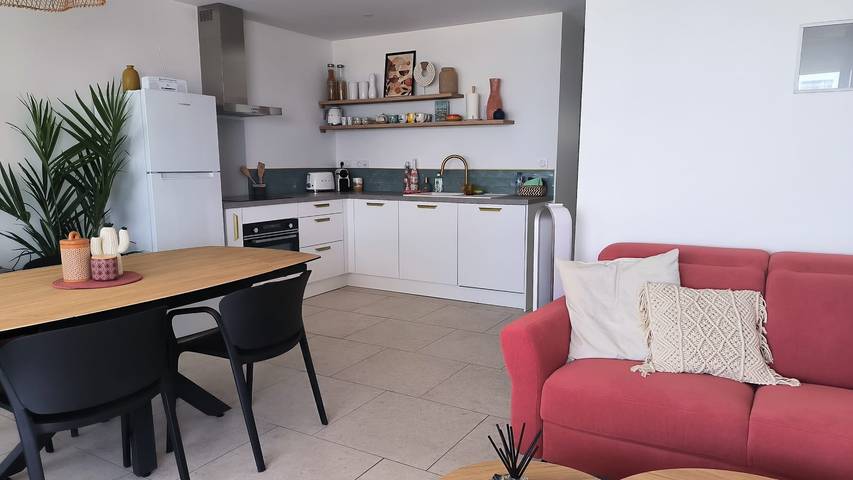 Gîte pour 4 personnes, avec terrasse dans Port De Saint Cyprien - 4