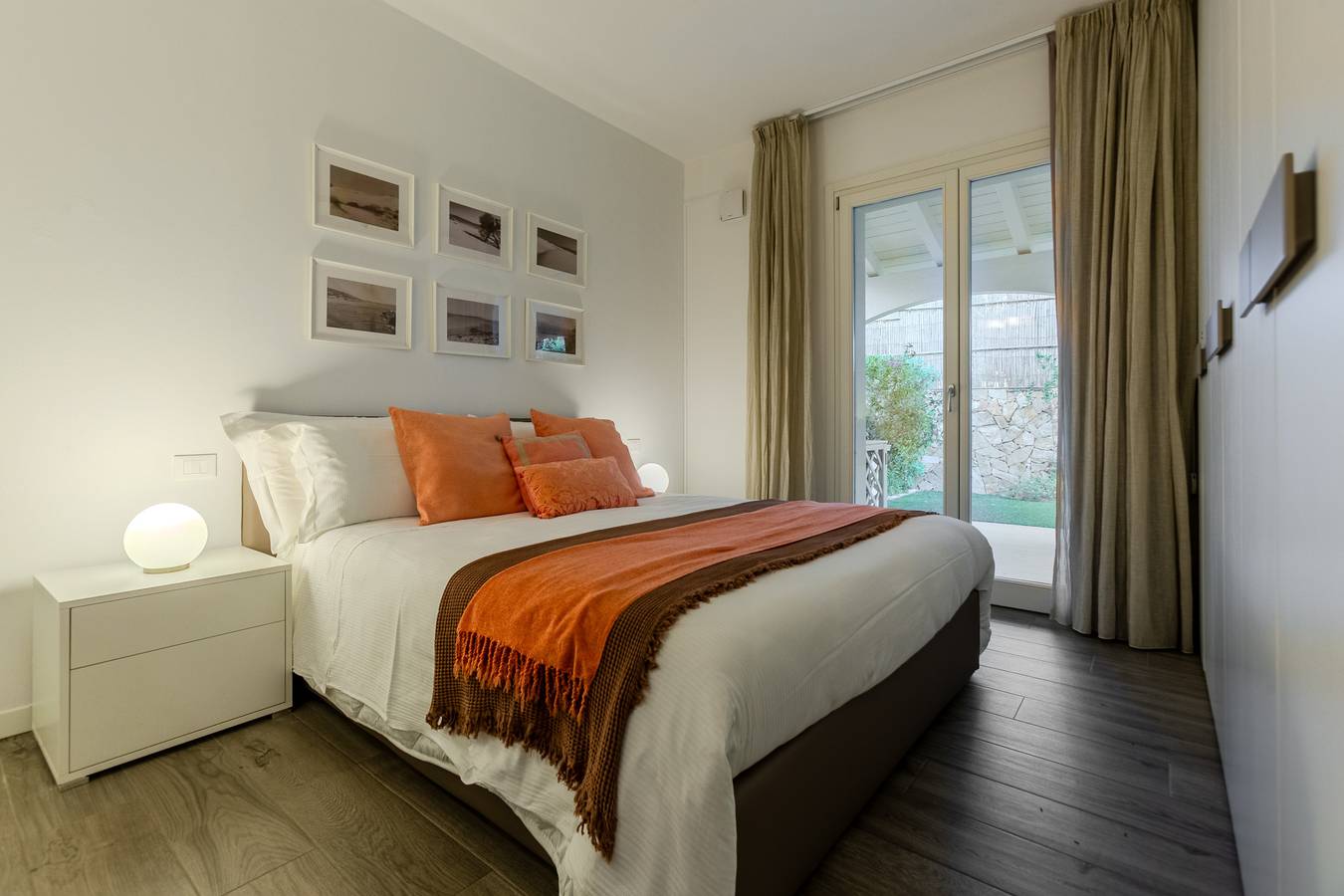 Villa Prestige, Pool & Garden in Luxury Residence in Porto Pino Beach, Porto Pino