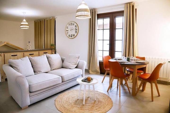 Location de vacances pour 3 personnes, avec jardin, animaux acceptés à Thiron-Gardais