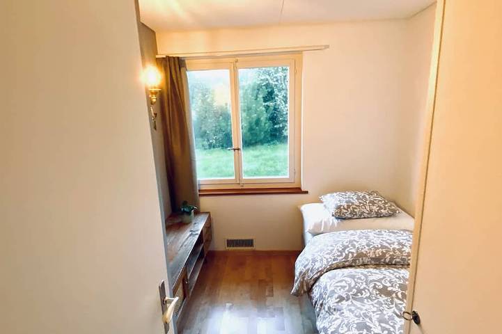 Location de vacances pour 5 personnes, avec terrasse à Krattigen - 3