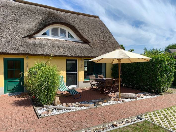 Ferienwohnung für 3 Personen, mit Terrasse und Garten in Wieck am Darß