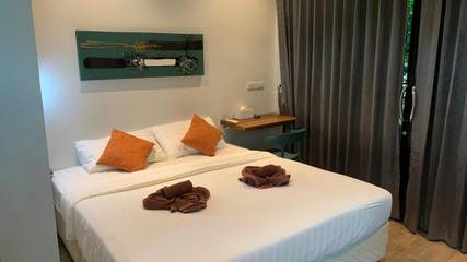 Maison d’hôte pour 2 personnes, avec jardin ainsi que balcon et vue dans Koh Lanta