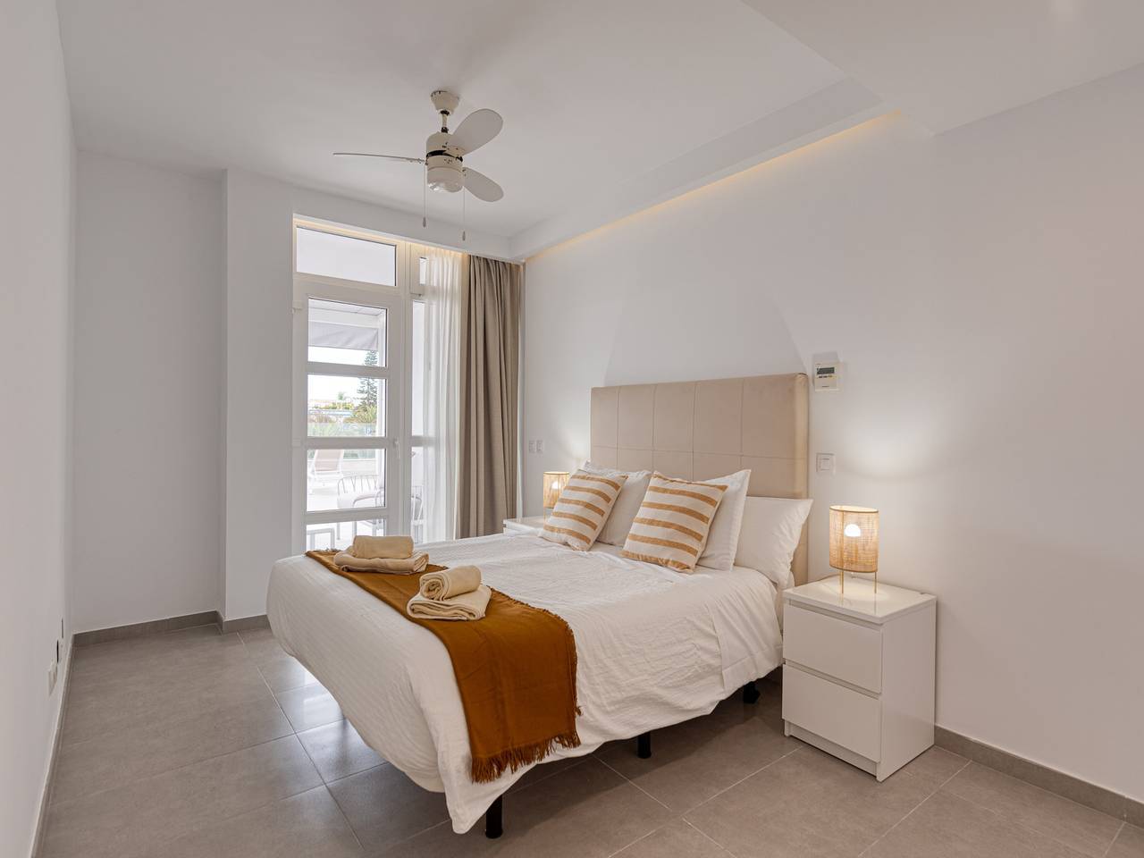 Wohnung in Playa de Mogán mit Meerblick in Puerto de Mogan, Lomo Quiebre