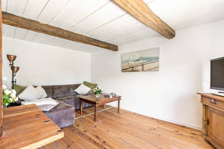 Entire apartment, Apartment Klein Bullerbü in Schülp an der Nord Sea with Shared Terrace, Garden and Wi-Fi in Schülp, Eider-Treene-Sorge