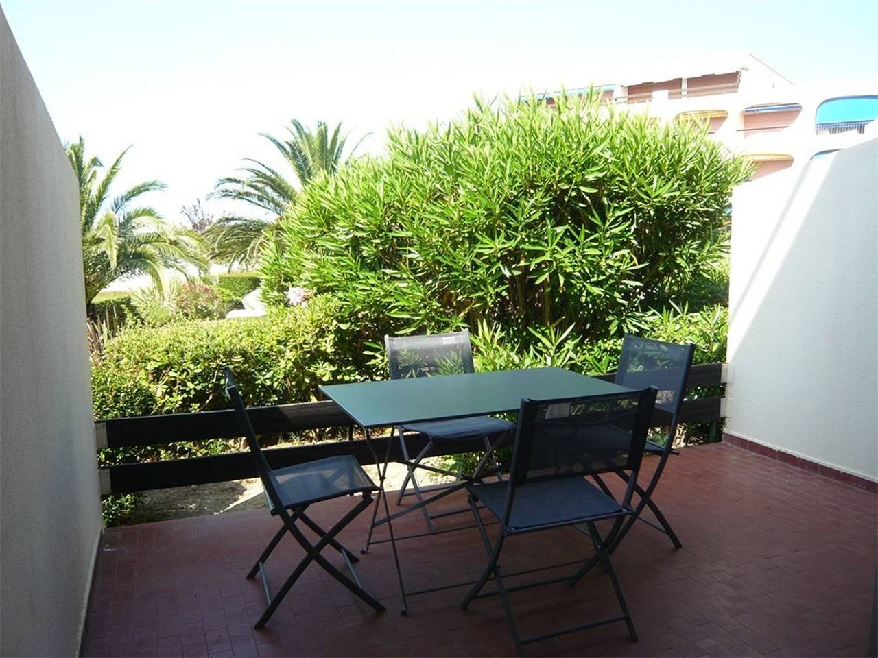 Entire studio, Studio cabin with parking and air conditioning in Port Camargue in Port Camargue, Le Grau-du-Roi