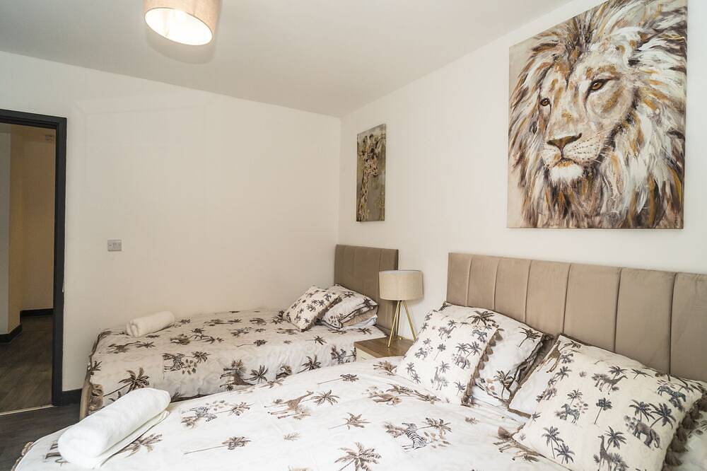 Geheel appartement, Opera Suite City Apartment in Royal Tunbridge Wells, Kent