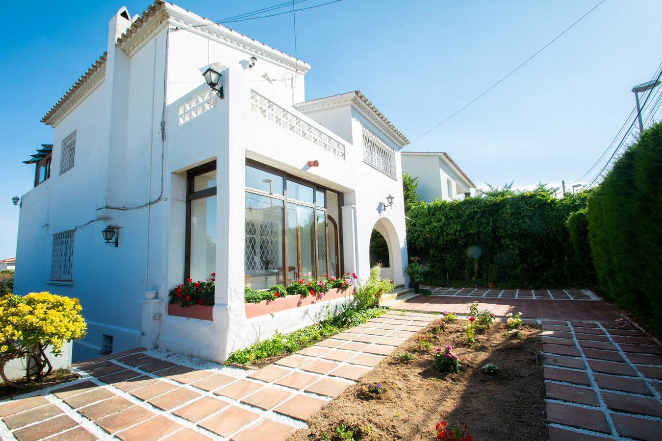 Mediterranean heaven with sea views in Alella, Costa del Maresme
