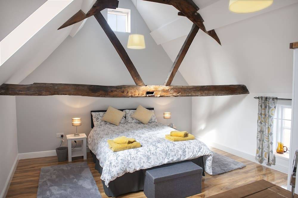 Charming Cottage in Tewkesbury Town Centre * Sleeps 2/3 * Full of Character in Tewkesbury, Gloucestershire