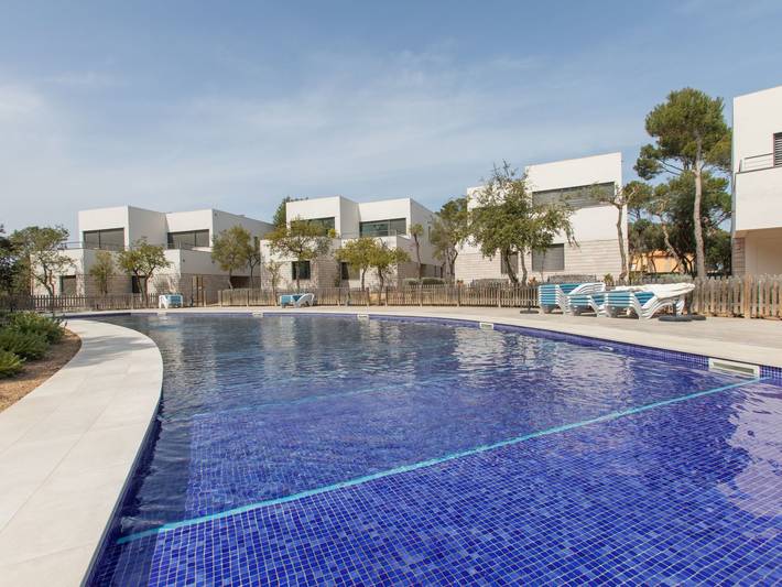 Casa de vacaciones para 7 personas, con vistas además de terraza y jardín - 1