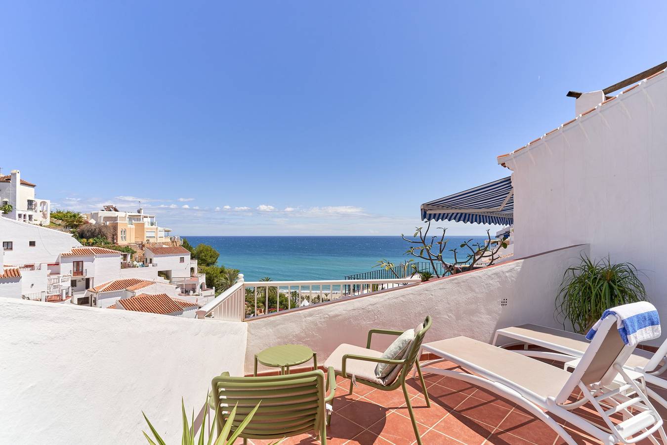 Hel leilighet, Ferieleilighet for 4 personer med balkong in Playa de Burriana, Nerja
